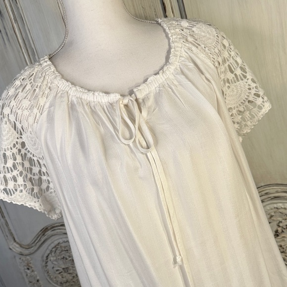 French Laundry White Lace Sleeve Milk Maid Blouse - Picture 3 of 11